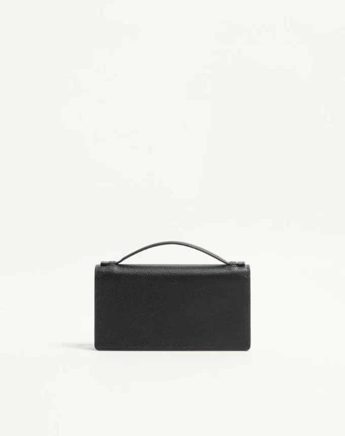 VLogo Signature Grainy Calfskin Wallet With Chain