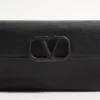 Vlogo Signature Grainy Calfskin Wallet With Chain Vlogo Signature Grainy Calfskin Wallet With Chain