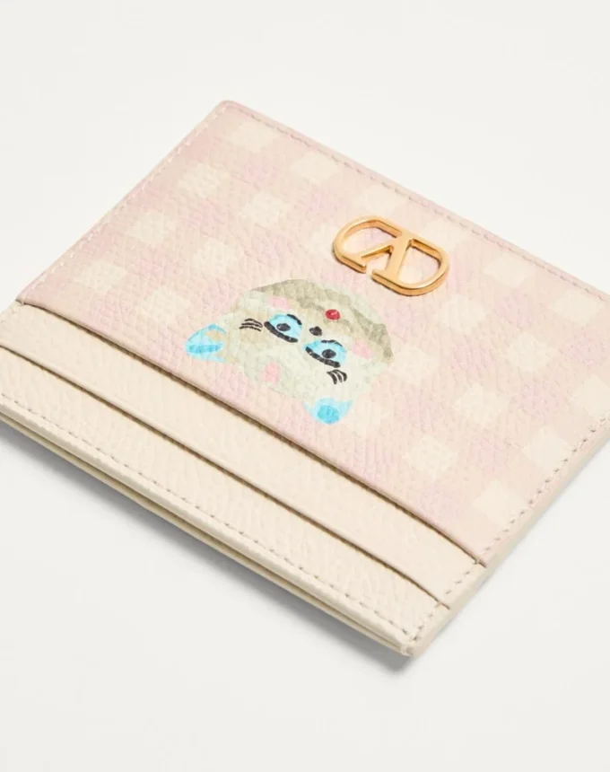 Vlogo Signature Le Chat De La Maison Cardholder in grainy calfskin Vlogo Signature Le Chat De La Maison Cardholder in grainy calfskin