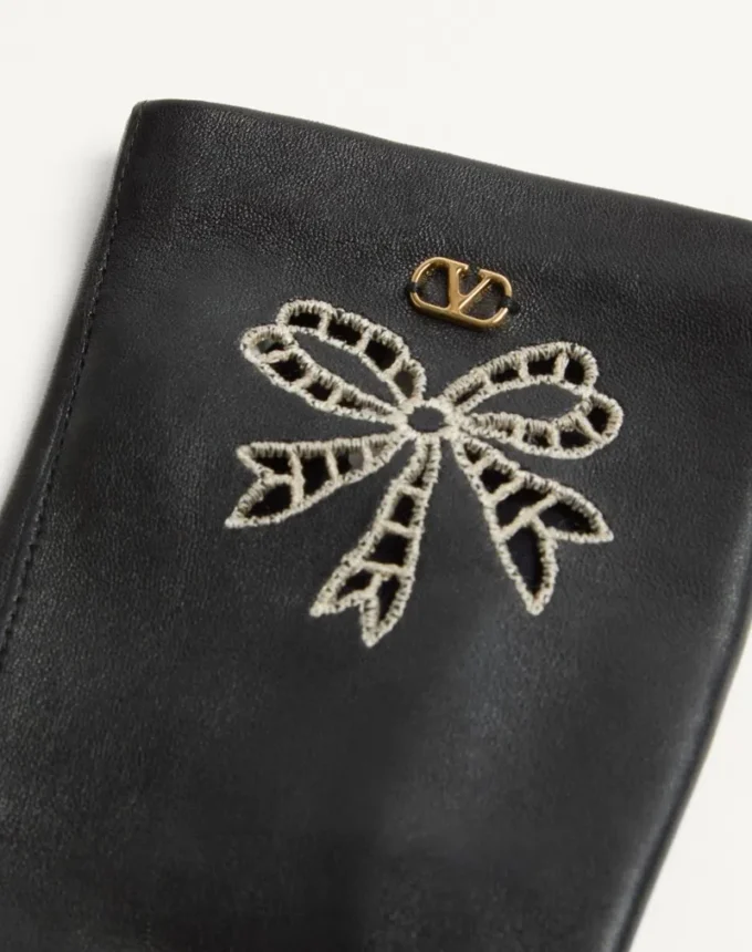 Vlogo Signature Nappa Gloves