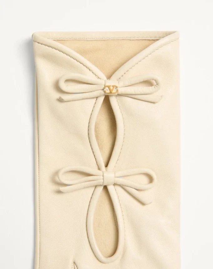 VLogo Signature Nappa Leather Gloves With Bows