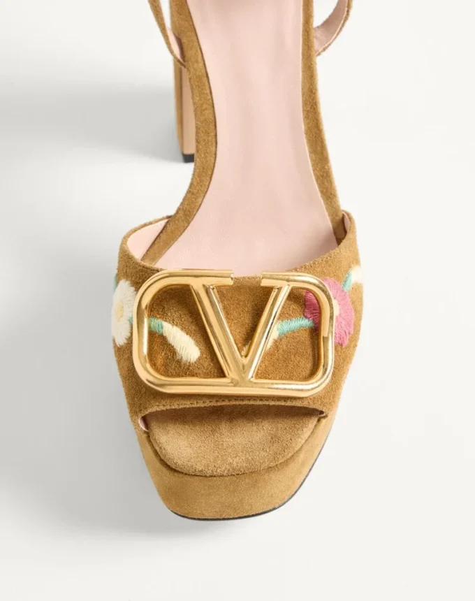VLogo Signature Platform Sandal In Split Leather With Floral Embroidery 115 Mm VLogo Signature Platform Sandal In Split Leather With Floral Embroidery 115 Mm