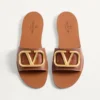 Vlogo Signature Slide Sandal In Grainy Cowhide With Accessory