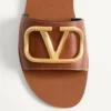 Vlogo Signature Slide Sandal In Grainy Cowhide With Accessory