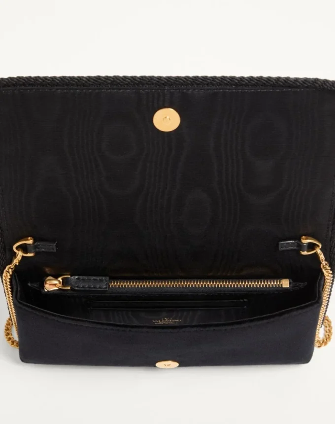 Vlogo Signature Velvet Chain Wallet With Jewel Logo Vlogo Signature Velvet Chain Wallet With Jewel Logo